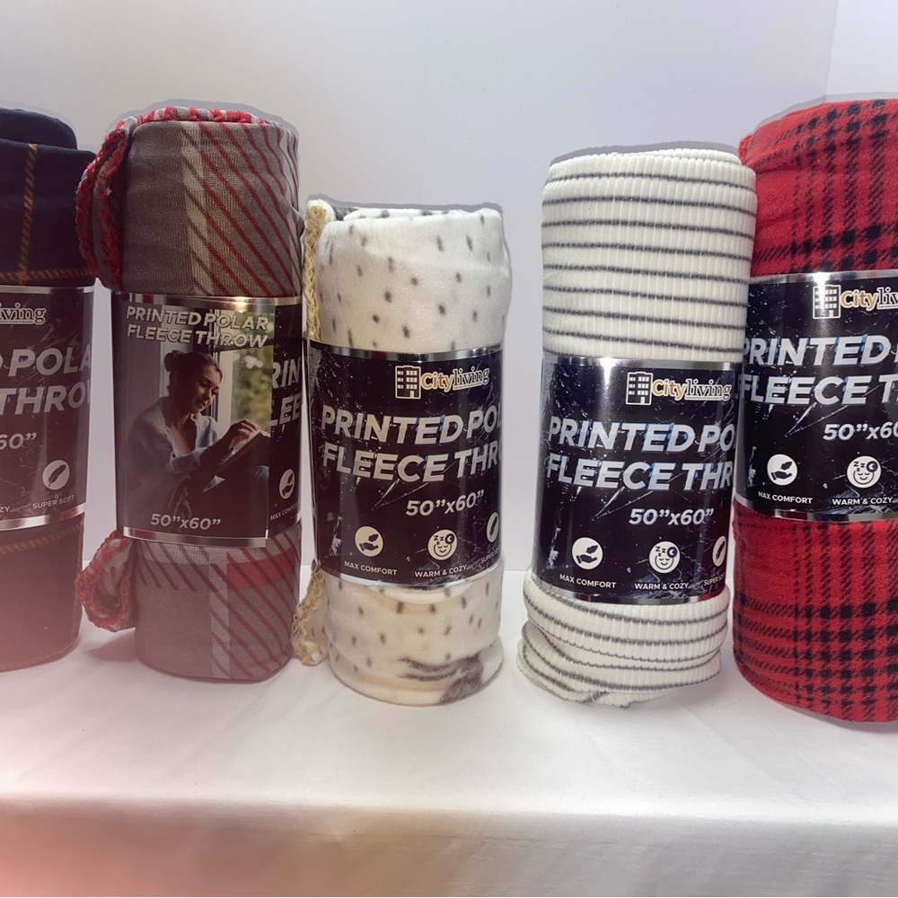 City living Assorted polar printed Fleece Throws - Red, Gray, White and blue
